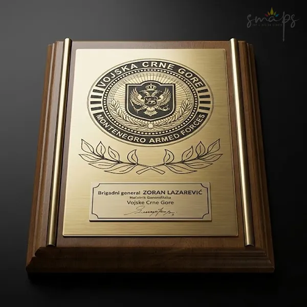 Ekskluzivna drvena plaketa za Vojsku Crne Gore sa gravurom